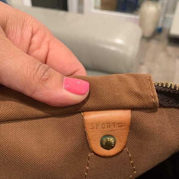 Authentic Louis Vuitton Speedy 30 - Picture 8 of 14